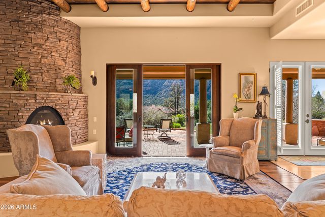 105 Red Rock Drive, Sedona, AZ 86351