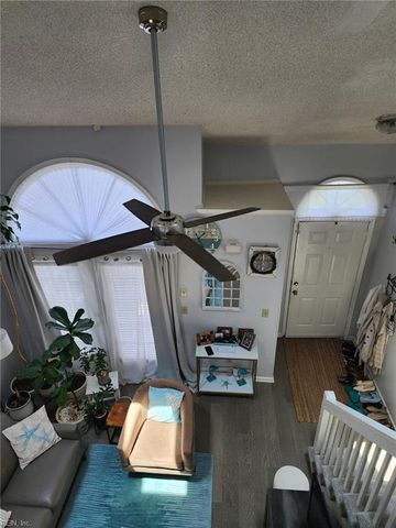 952 Saint Andrews RCH B, Chesapeake, VA 23320