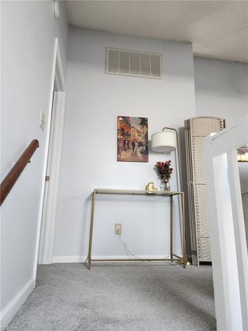 952 Saint Andrews RCH B, Chesapeake, VA 23320
