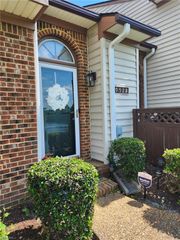 952 Saint Andrews RCH B, Chesapeake, VA 23320