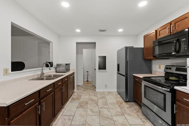 9518 Silver Crown, San Antonio, TX 78254
