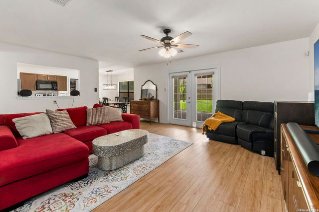 9518 Silver Crown, San Antonio, TX 78254