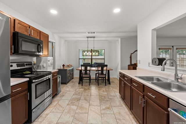 9518 Silver Crown, San Antonio, TX 78254