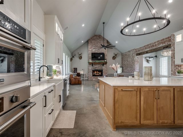 10055 Dentonville Road, Okmulgee, OK 74447