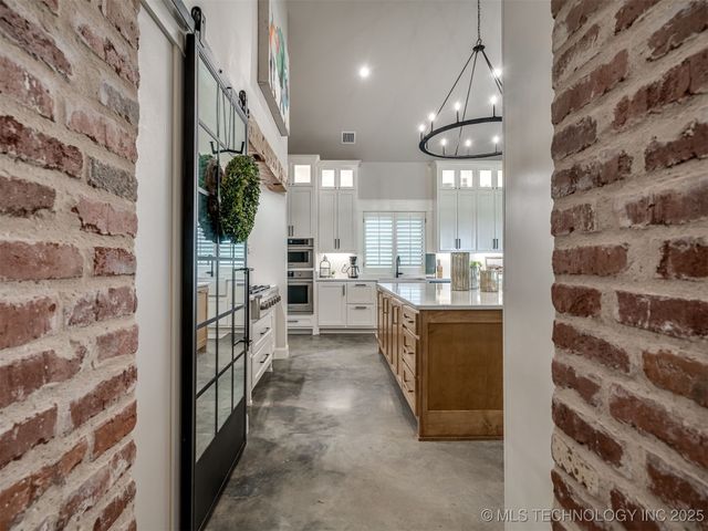 10055 Dentonville Road, Okmulgee, OK 74447