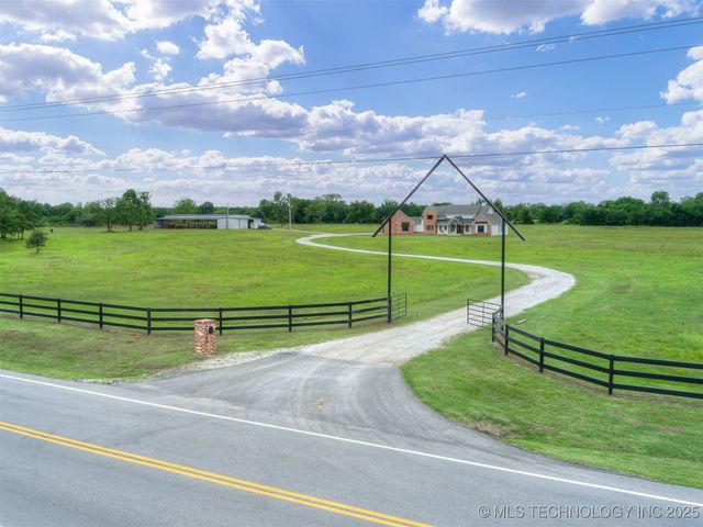 10055 Dentonville Road, Okmulgee, OK 74447