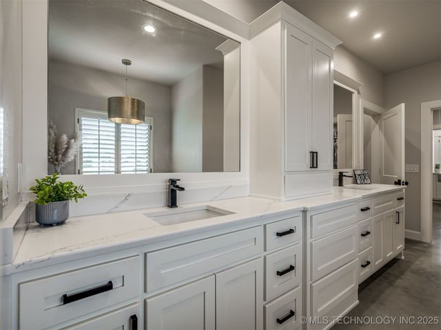 10055 Dentonville Road, Okmulgee, OK 74447