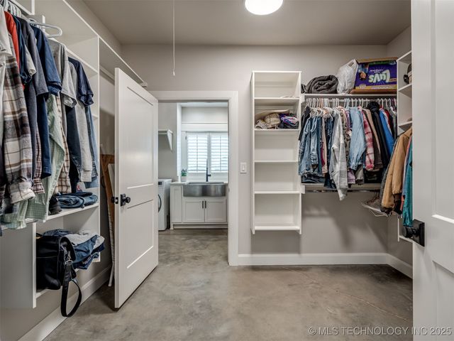 10055 Dentonville Road, Okmulgee, OK 74447