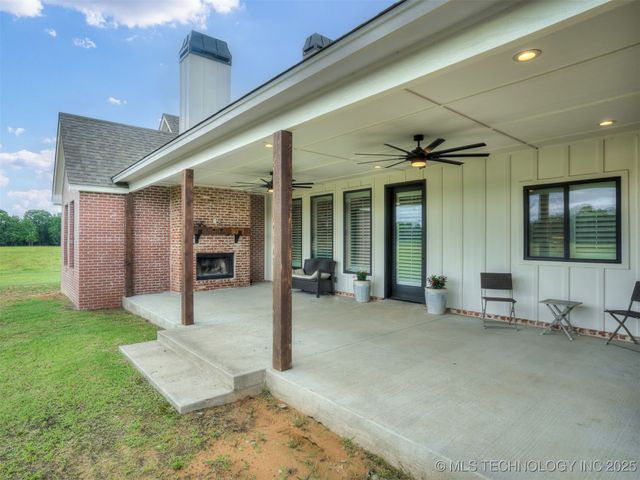 10055 Dentonville Road, Okmulgee, OK 74447