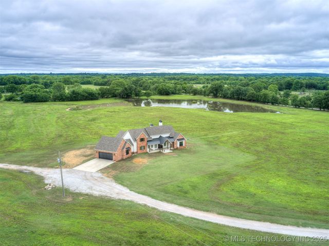 10055 Dentonville Road, Okmulgee, OK 74447