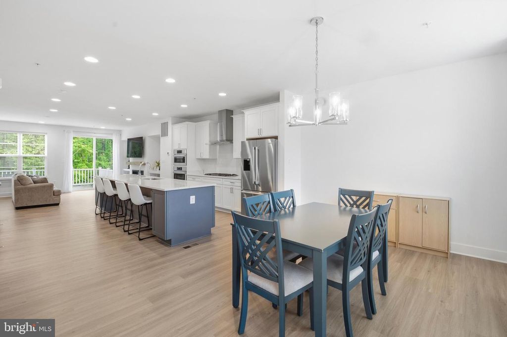 Image 15 of property listing at 320 ALLUVIUM DR, Laurel, MD 20724