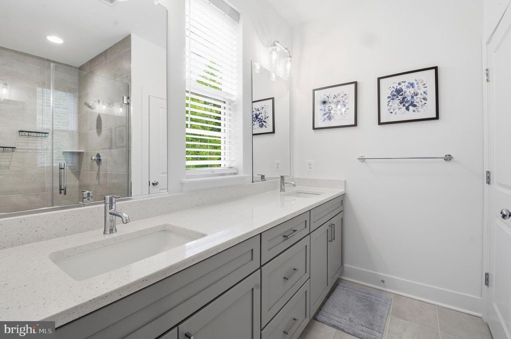 Image 30 of property listing at 320 ALLUVIUM DR, Laurel, MD 20724