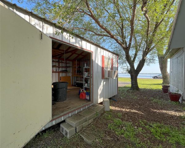 343 Lcr 750a, Thornton, TX 76687