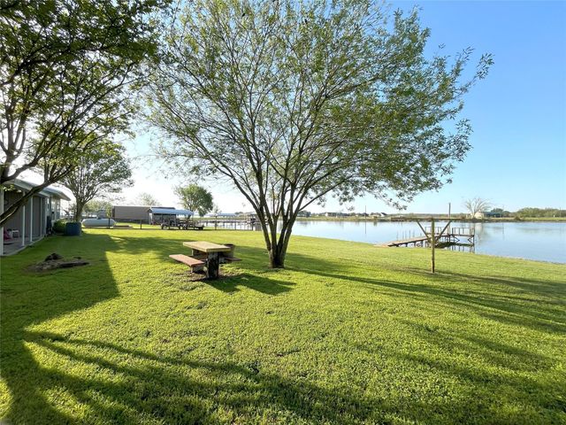 343 Lcr 750a, Thornton, TX 76687