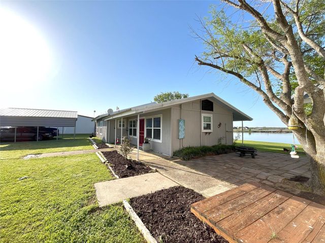 343 Lcr 750a, Thornton, TX 76687