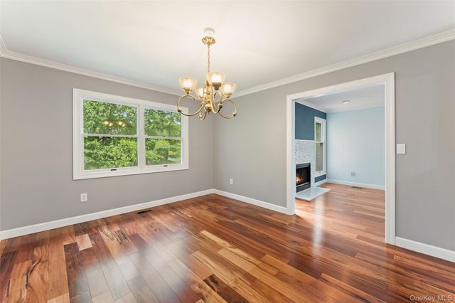160 N Route 303 4, Congers, NY 10920