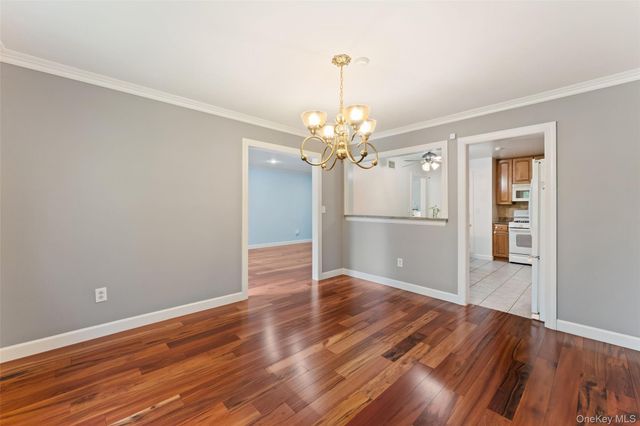 160 N Route 303 4, Congers, NY 10920