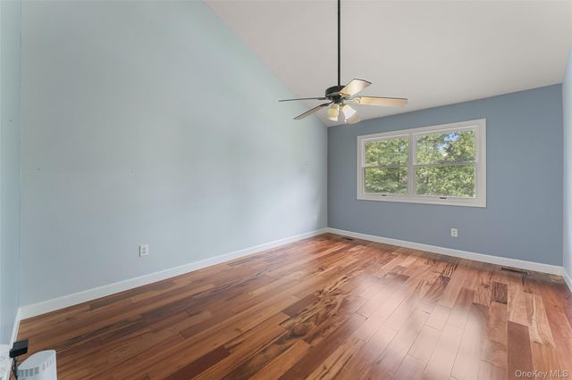 160 N Route 303 4, Congers, NY 10920