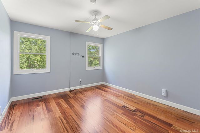 160 N Route 303 4, Congers, NY 10920