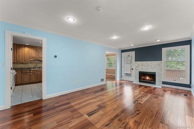 160 N Route 303 4, Congers, NY 10920