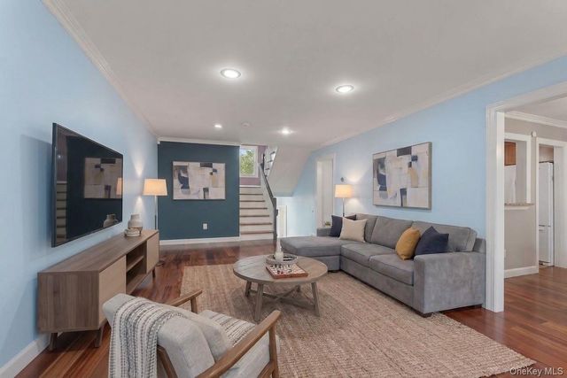 160 N Route 303 4, Congers, NY 10920