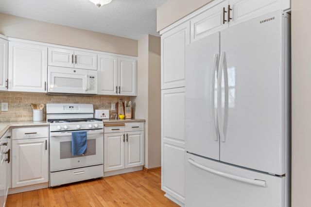 2231 52nd Street NW, Rochester, MN 55901