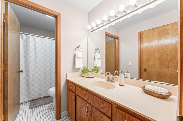 2231 52nd Street NW, Rochester, MN 55901