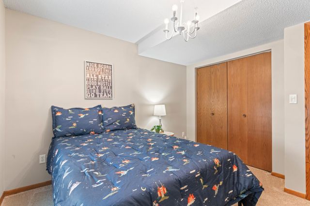 2231 52nd Street NW, Rochester, MN 55901