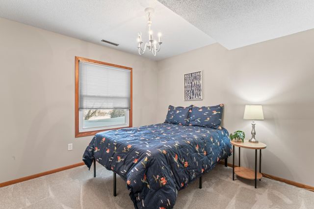 2231 52nd Street NW, Rochester, MN 55901