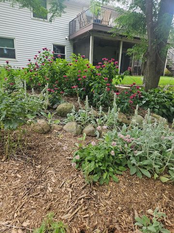 2231 52nd Street NW, Rochester, MN 55901