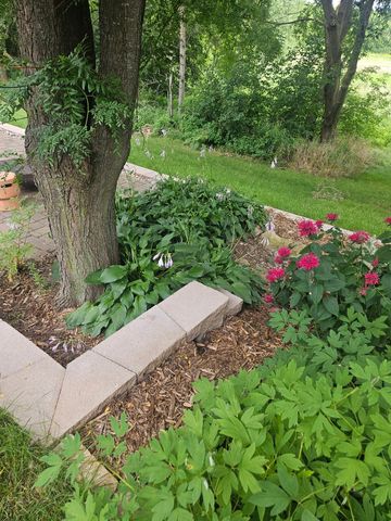 2231 52nd Street NW, Rochester, MN 55901