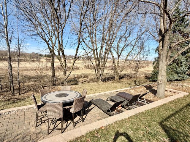 2231 52nd Street NW, Rochester, MN 55901