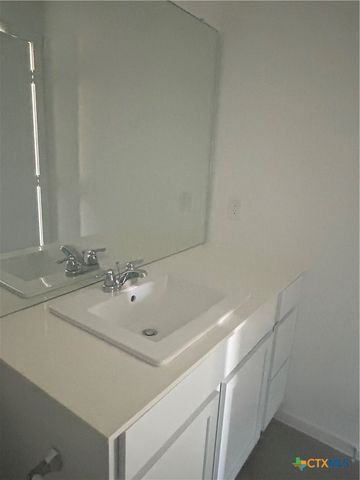 819 Summit Terrace, Seguin, TX 78155