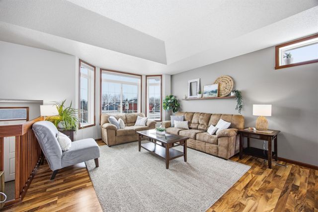 813 W Summerwood Trail, Dilworth, MN 56529