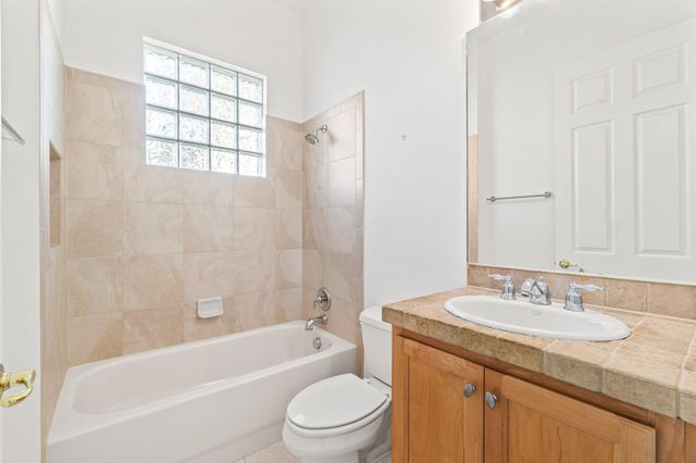 8688 Woodgrove Harbor Lane, Boynton Beach, FL 33473