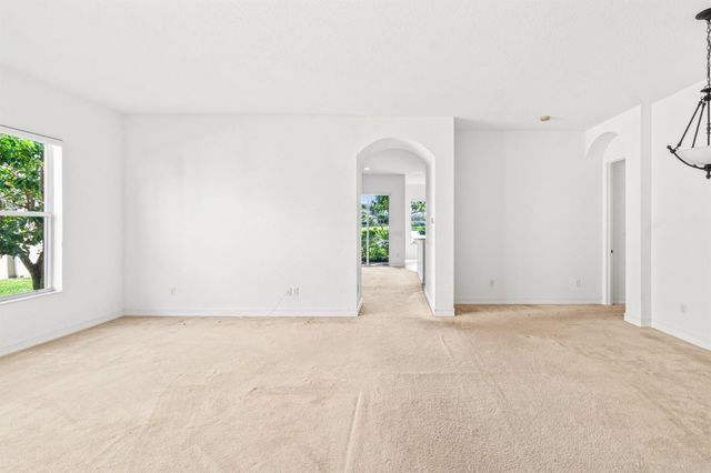 8688 Woodgrove Harbor Lane, Boynton Beach, FL 33473