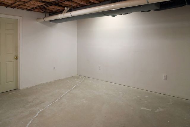 9 Meade Avenue 1, Hull, MA 02045