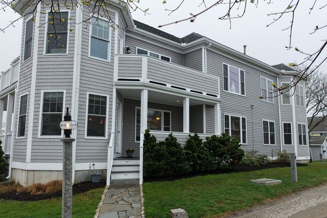 9 Meade Avenue 1, Hull, MA 02045