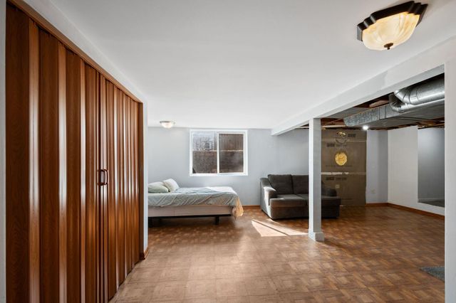 8236 18th Avenue S, Bloomington, MN 55425