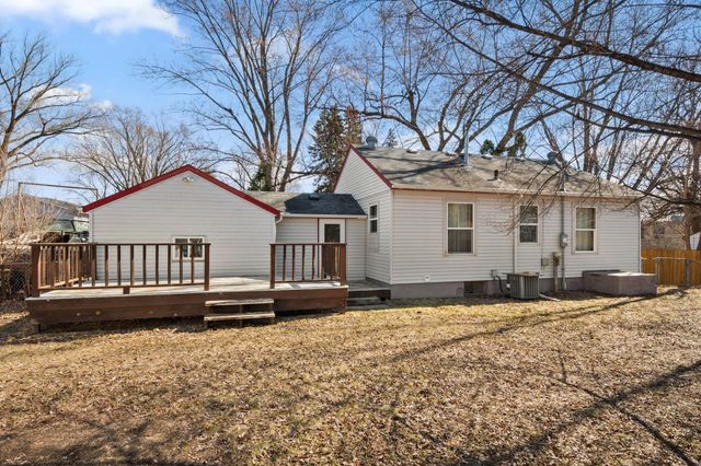 8236 18th Avenue S, Bloomington, MN 55425