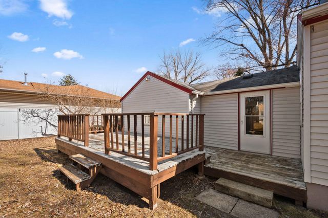 8236 18th Avenue S, Bloomington, MN 55425