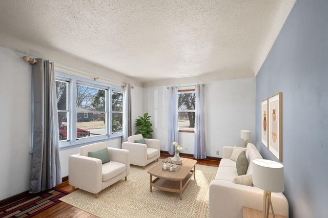 8236 18th Avenue S, Bloomington, MN 55425