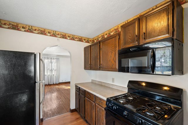 8236 18th Avenue S, Bloomington, MN 55425