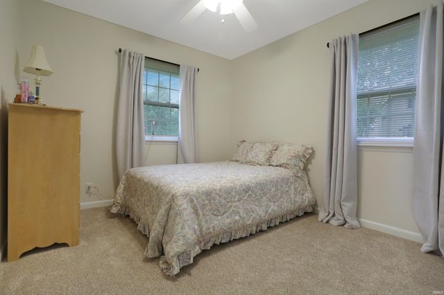 7200 Russell Place, Chandler, IN 47610