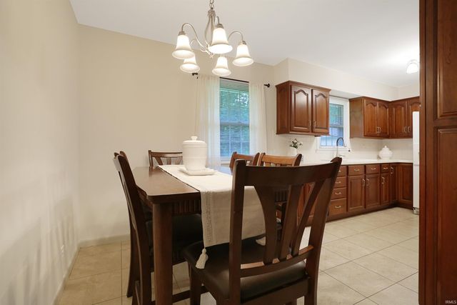7200 Russell Place, Chandler, IN 47610