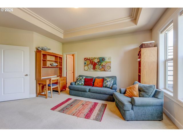 17446 Sw HOODOO Ct, Beaverton, OR 97007