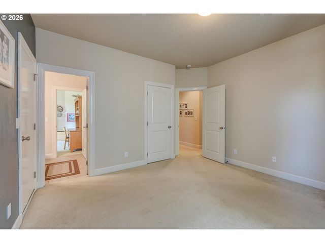 17446 Sw HOODOO Ct, Beaverton, OR 97007