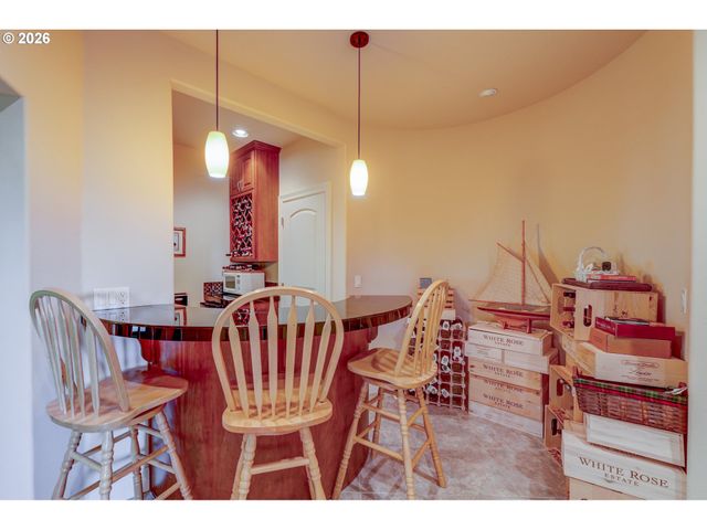 17446 Sw HOODOO Ct, Beaverton, OR 97007