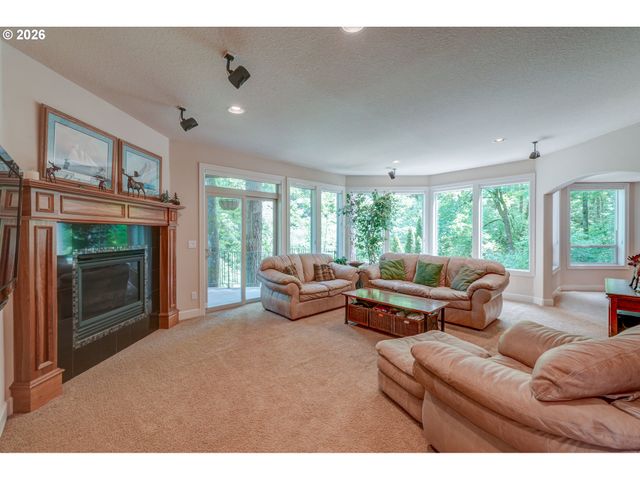 17446 Sw HOODOO Ct, Beaverton, OR 97007