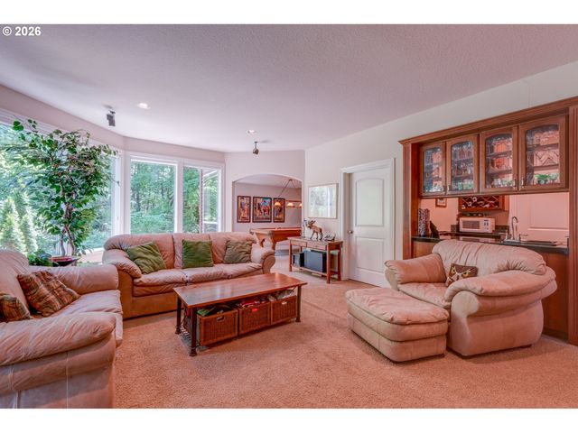 17446 Sw HOODOO Ct, Beaverton, OR 97007